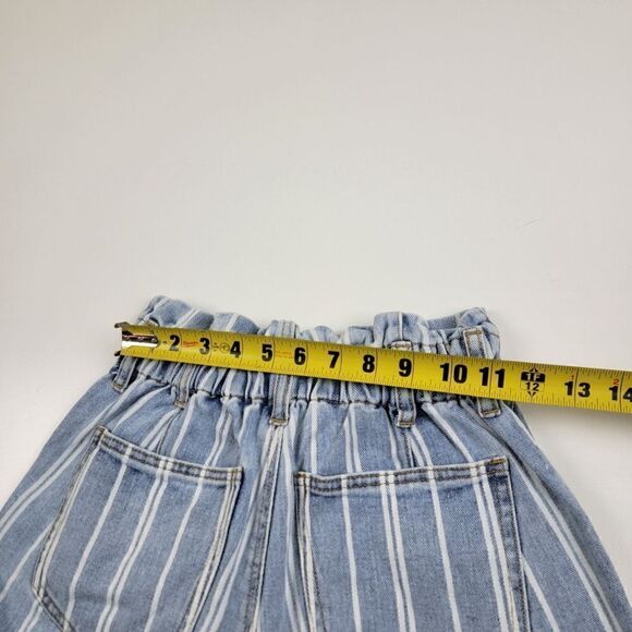 Pacsun High Rise Mommy Shorts Button up  size Small Pin Stripe - Picture 4 of 8